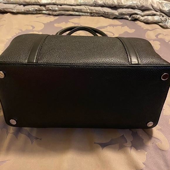 Michael Kors black handbag - Picture 8 of 8